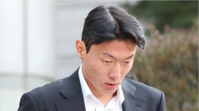 '불법 촬영' 황의조, 1심서 징역형 집행유예… 재판부 