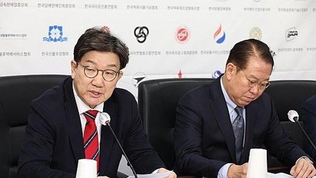 與 방향타, 보수결집이냐 중도확장이냐…조기대선 가능성에 고심