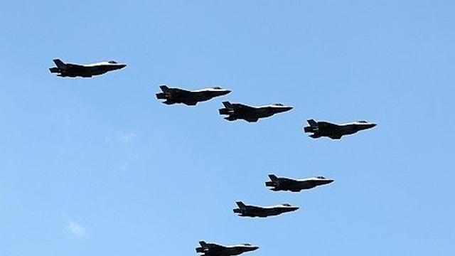 고장난 F-35 스텔스기 어떻게 옮길까…분해해 육로 이송키로