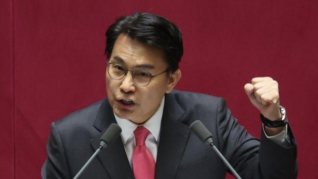 윤상현 