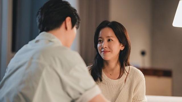 '나완비' 한지민 