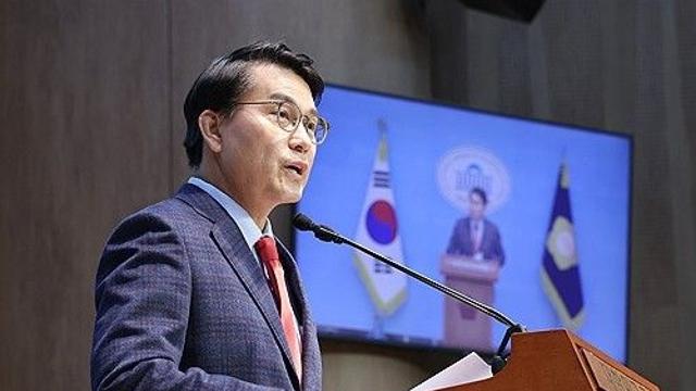 윤상현 