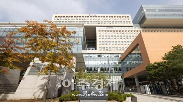 반도체 불황에 흔들린 법인세, 근로소득세와 비슷…휘청이는 세수기반