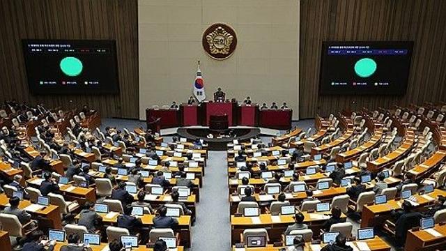 민주, 의원 국민소환제법 토론회…투표·박탈 요건 등 논의