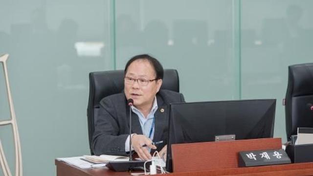 경기도의회 박재용 의원, 중증 중복장애인 위생용품 예산확보 촉구...복지국 업무보고에서 밝혀