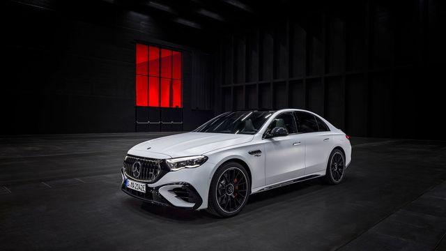 '라인'이 아니라 진짜 AMG다... 벤츠, AMG E 53 하이브리드 4MATIC+ 출시