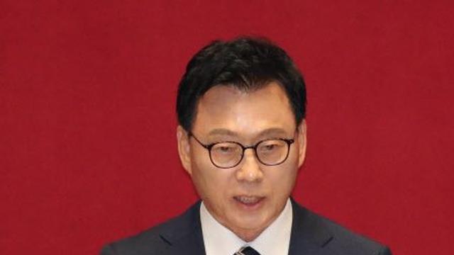 李 '중도보수 정당' 선언에…'비명' 박광온 