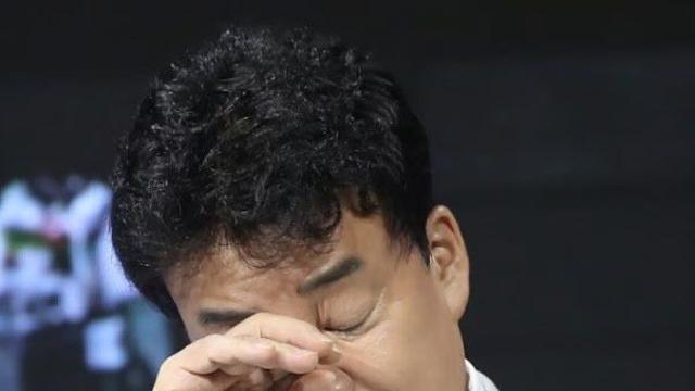 “불 나면 건물 폭발”…‘가스통’ 옆 닭 튀긴 백종원, 과태료 처분