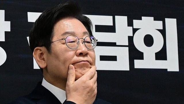 [이슈] 이재명 '중도보수 정당' 선언에 '당 정체성' 역풍.. 비명계·국힘·시민단체 등 전방위 십자포화