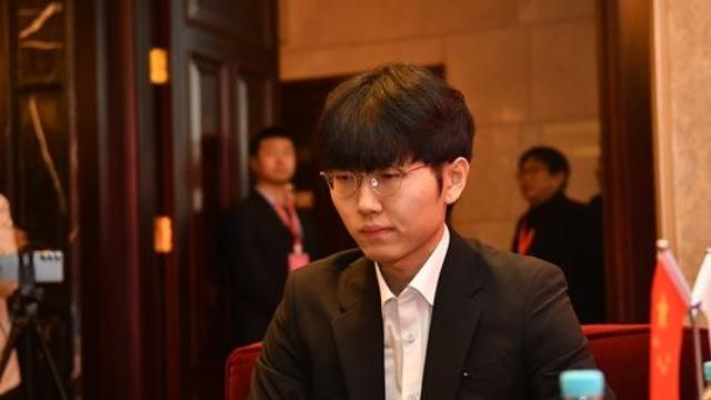 '농심배 수호신' 신진서, 리쉬안하오 격파…파죽의 17연승