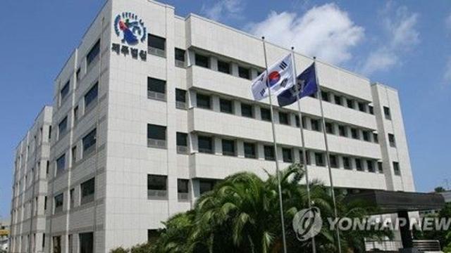 초등생 포복시키고 학대…국가대표 출신 승마코치 법정구속