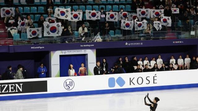 '김연아 감격 재현한다!' 김채연 완벽 연기…사대륙선수권 쇼트 1위→23일 금메달 도전 [목동 현장]