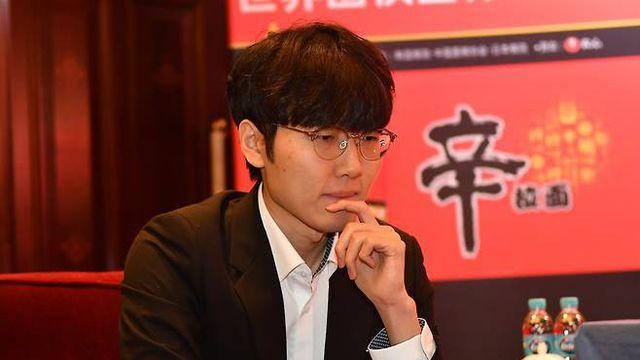 신진서가 또 끝냈다…파죽의 18연승으로 농심배 5연패 이끌어