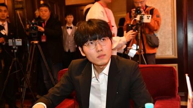 또 신진서가 끝냈다…파죽의 18연승으로 신라면배 5연패 견인(종합)