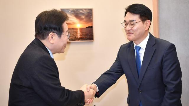이재명, 박용진 만나 