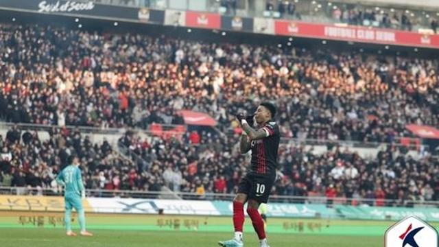 서울, 안양과 '연고 복귀 더비'서 2-1 승리…캡틴 린가드 선제골