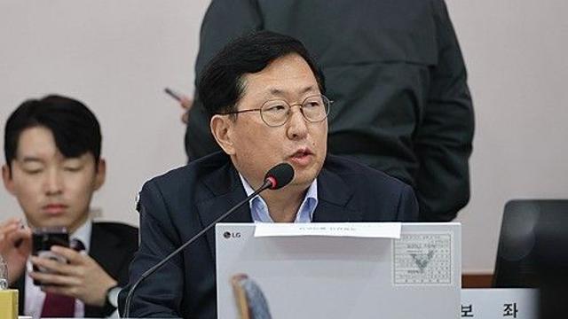 與유용원, 우크라 방문…