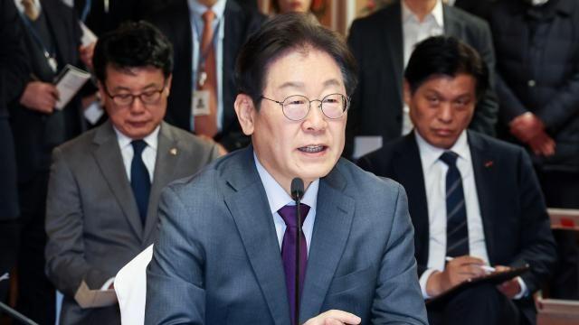 이재명 尹에 '사형·평생감옥' 표현 자제 당부…주요 인사·지지층 입단속