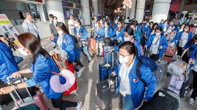 외국인 가사 관리사, 내달부터 月 300만원···‘강남 이모님’ 되나