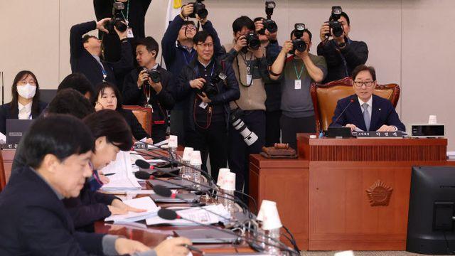 野, 상법 개정안 법사소위 처리 강행…與 