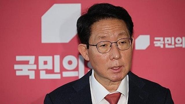 김상훈 