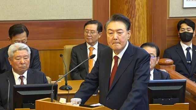 尹 대통령 “국민 여러분께 죄송하고 감사하다”