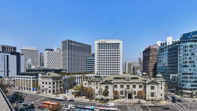 한국은행, 올해(2025년) 성장률 전망치 1.5%로 대폭 하향