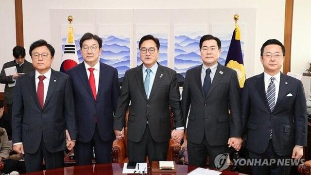 진통 겪는 연금개혁, 걸림돌로 부상한 ‘자동조정장치’란