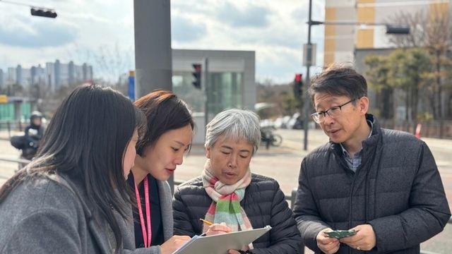 윤경선 수원시의원 오목천역 주변 보행 환경 개선 위해 현장 방문