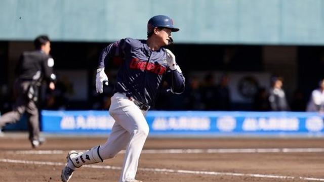 '윤나고황손' 다 터졌다! 김진욱 3이닝 무실점→장단 14안타 맹폭…롯데, 소프트뱅크 6-1 제압, 구춘대회 첫 승! [미야자키 라이브]