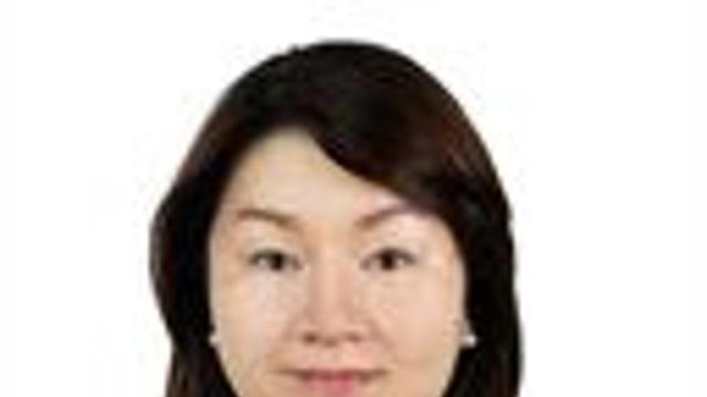 [영상] 흉기 난동범과 뒤엉킨 경찰…테이저건 무용지물, 결국 실탄 3발