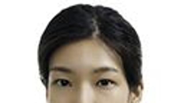 대통령실, 尹직무정지 후 74일만의 브리핑…野 
