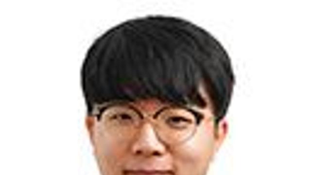 예금 상담하다 흉기로 위협, 4천만원 빼앗아 달아난 30대 검거(종합)