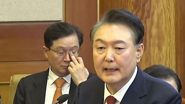 윤석열 67분 최후진술...탄핵심판서 ‘개헌 카드’ 꺼내