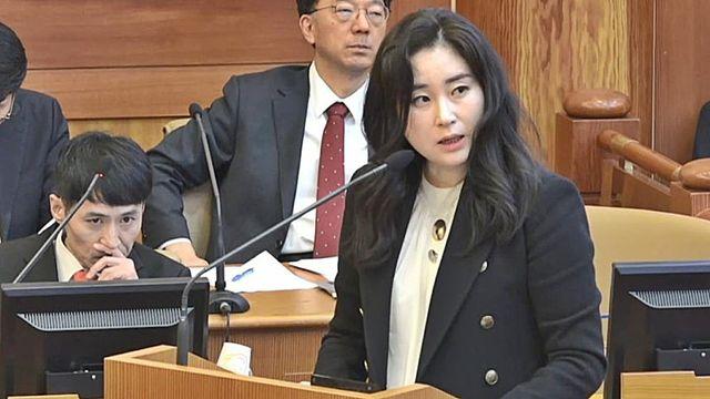 “나는 계몽됐다” 김계리 변호사…윤석열 대통령 '탄핵 반대' 집회 간다