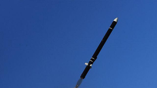 北, 전략순항미사일 발사…김정은 