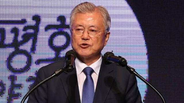 문재인 “혐중정서 자극, 개탄스럽고 우려돼”