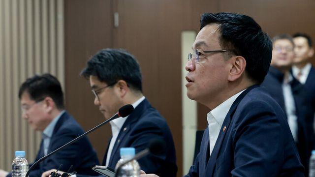 崔대행 “정책서민금융 1조원·민간금융사 대출 3.8조원 확대”