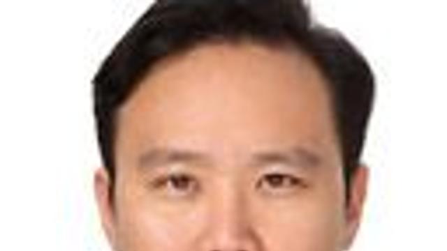 '김민재 동점골 기여' 뮌헨, 슈투트에 3-1 역전승…10경기 무패