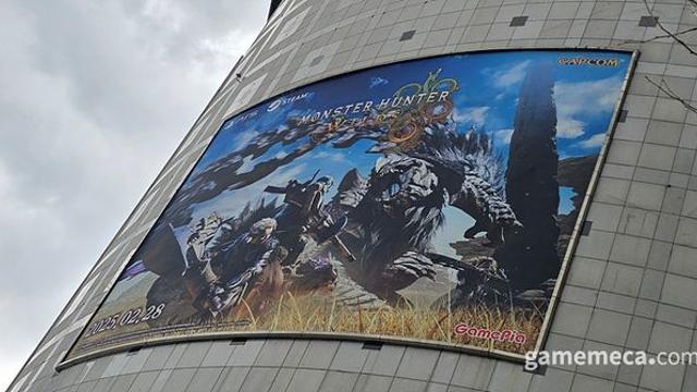 [매장탐방] 오프라인 매장도 킹덤 컴 2 대박에 '활짝'