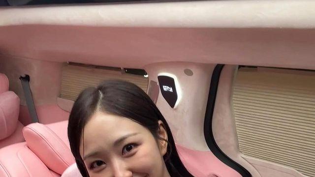 장예인 아나운서, 부드러운 파스텔 무드…사랑스러운 스타일링