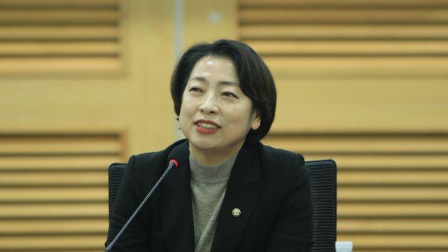 민주 “국힘, 극우정당 자처…‘헌재 쳐부수자’ 서천호 제명해야”