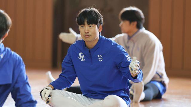 70억 신입생도 에이스도 바꿨다, '조용한' 백정현의 묵직한 존재감