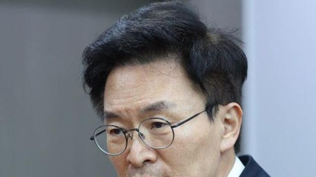 野정진욱 