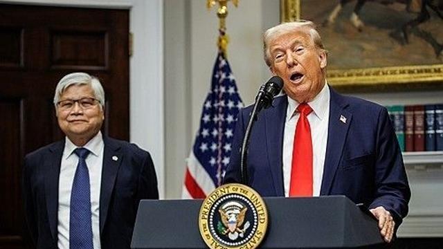 트럼프, 對중국 10% 추가 관세 더 부과 확정…