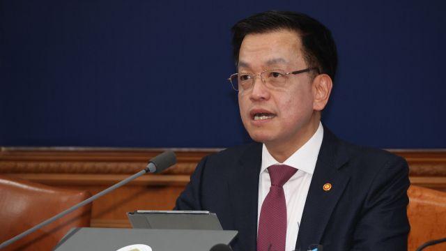 최상목, '마은혁 임명'·'명태균 특검법' 거부 태세
