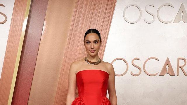 아카데미를 장식한 실사 백설공주 배우 근황.jpg