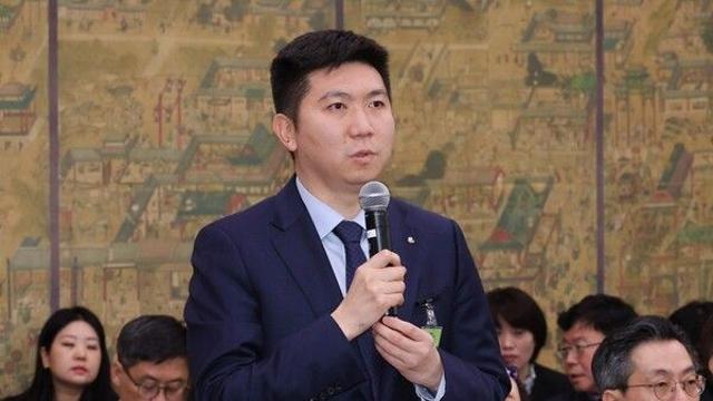 [문체위] 유승민 신임 체육회장, 국회 신고식.. 유인촌 