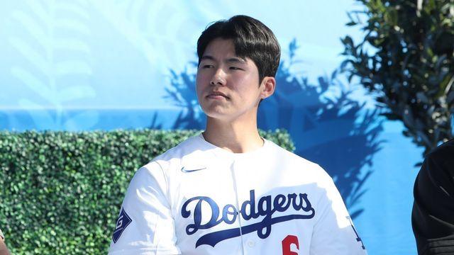 ‘SS 대수비→2연속 1루 땅볼’ 김혜성, 타율 0.143 하락