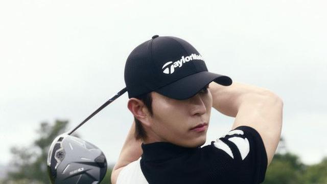 테일러메이드 모델 박지한... 요즘 핫한 그, 못하는 게 뭐야?